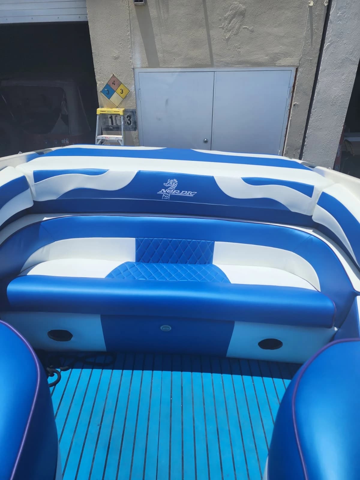 boat4.webp
